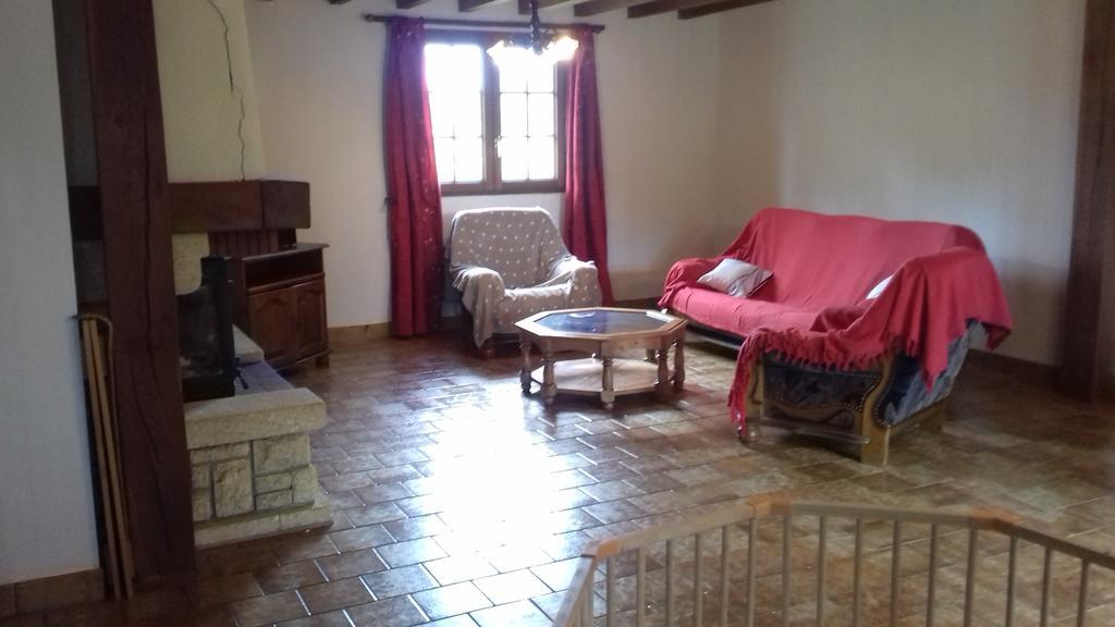 Gite Du Vieux Charme Villa Saint-Amand-en-Puisaye Exterior foto